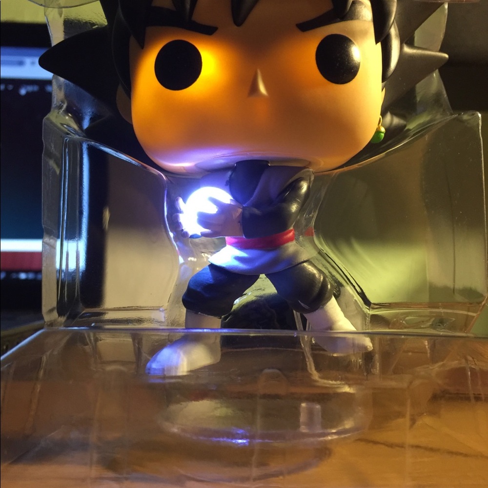 Funko pop custom goku black Kameha light up